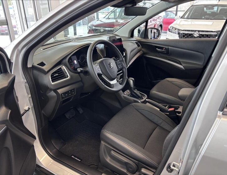 Suzuki S-Cross SUV / Terénní 1,4 l 81 kw
