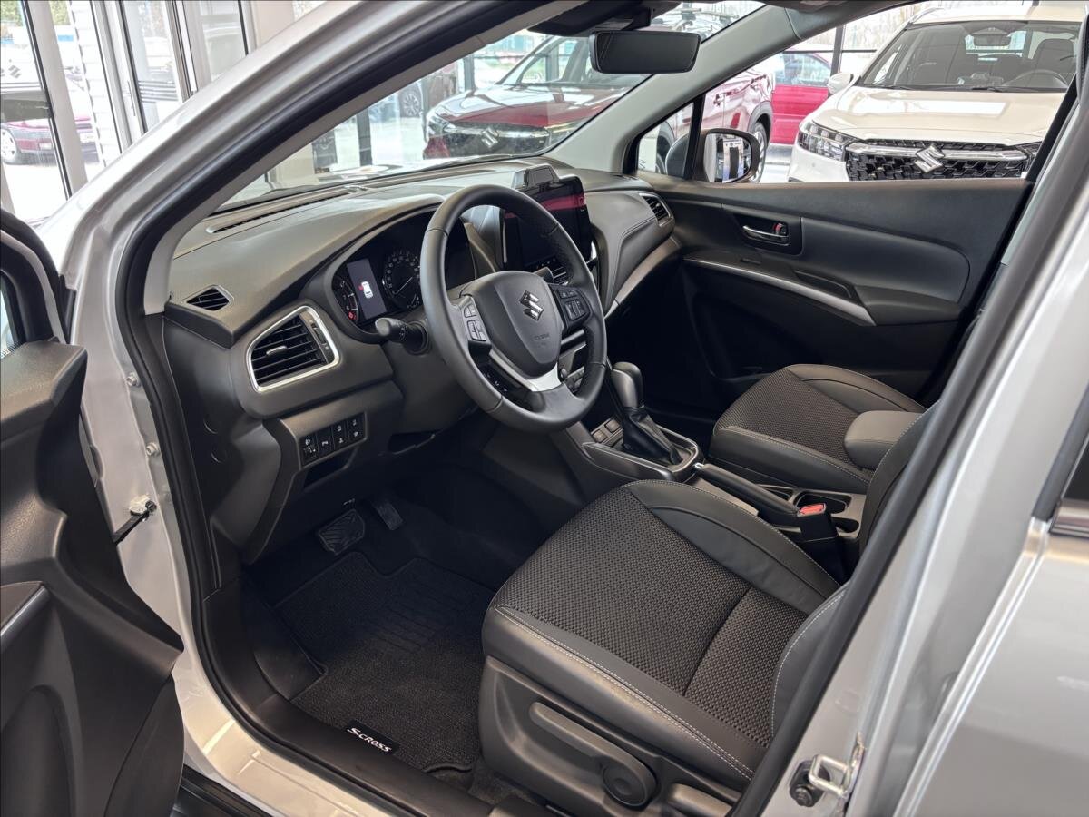 Suzuki S-Cross SUV / Terénní 1,4 l 81 kw