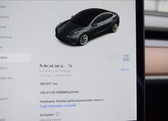 Tesla Model 3 Sedan 0,0 366 kw