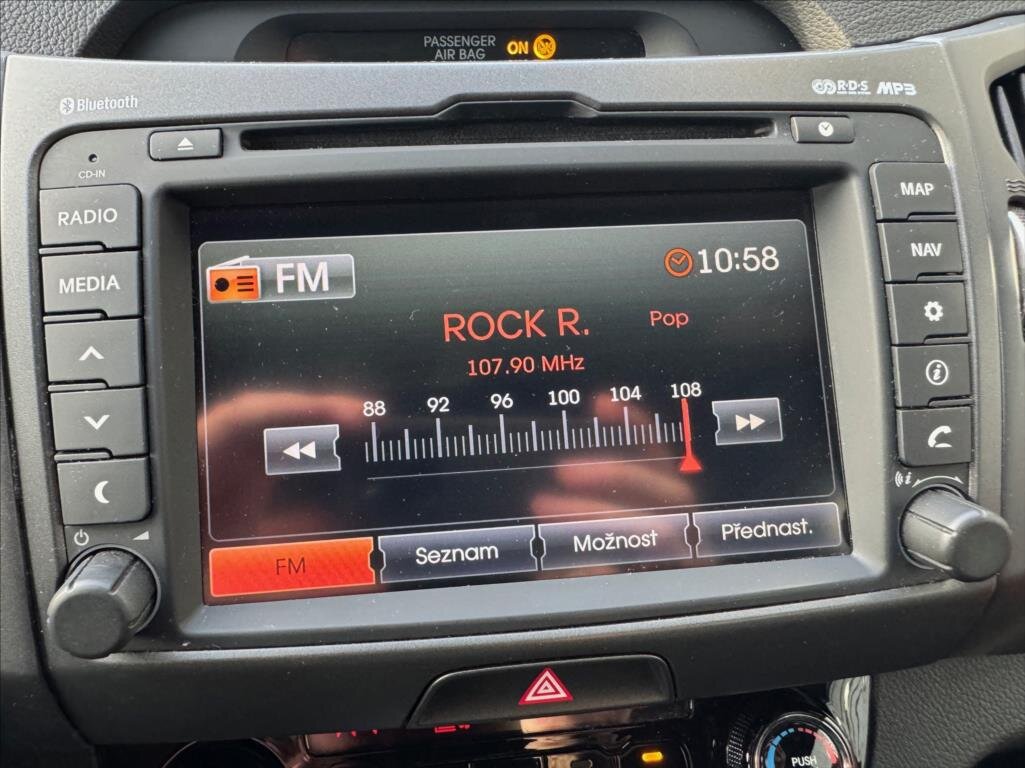 KIA Sportage SUV 2,0 l 120 kw