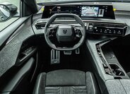 Peugeot 5008 SUV 1,2 l 107 kw