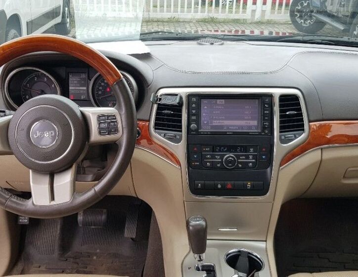 Jeep Grand Cherokee 5