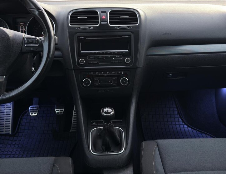 Volkswagen Golf Hatchback 1,4 l 90 kw