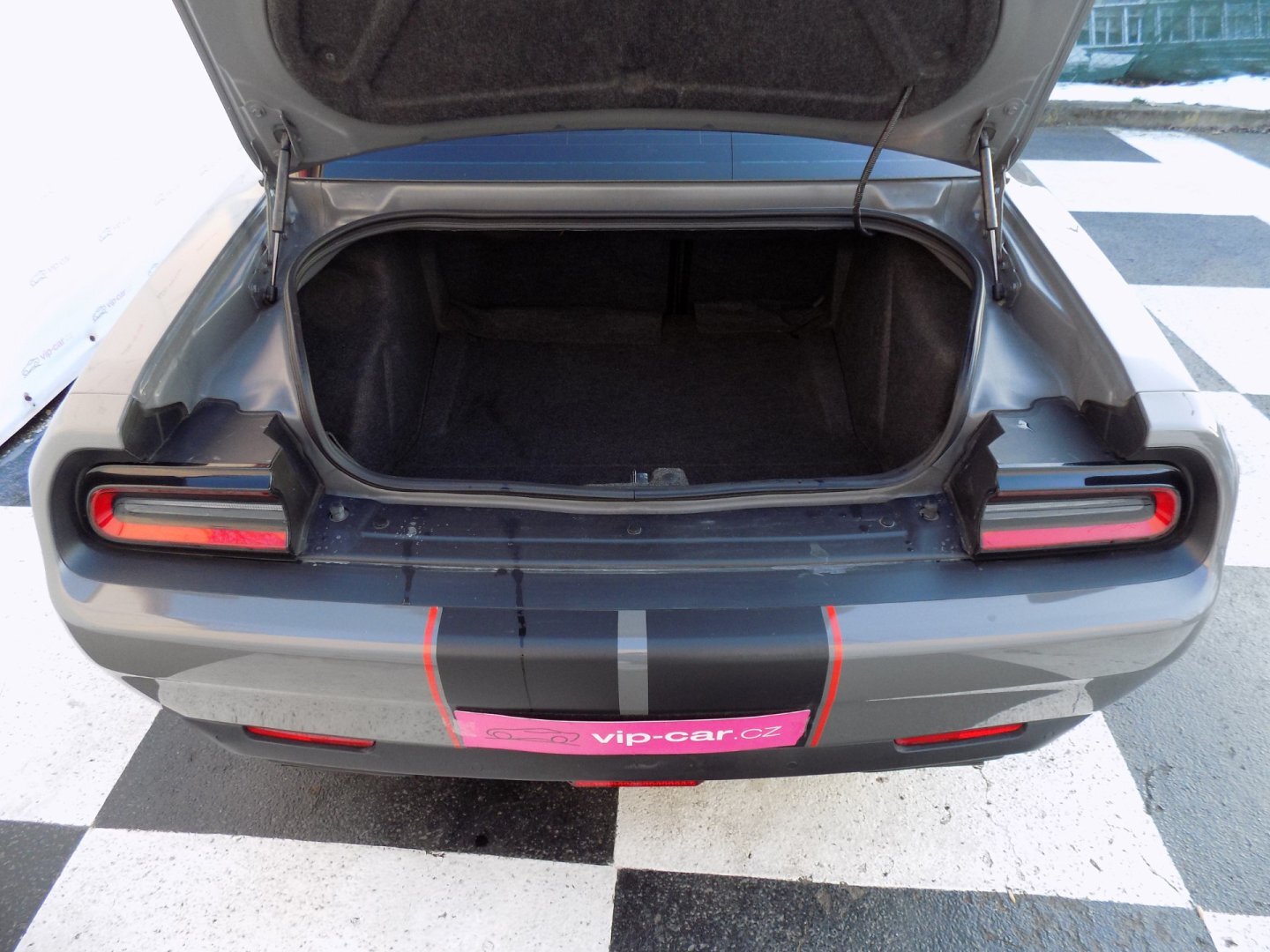 Dodge Challenger Ostatní 6,2 l 527 kw