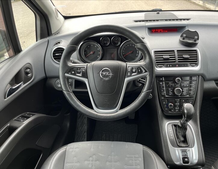Opel Meriva MPV 1,4 l 88 kw