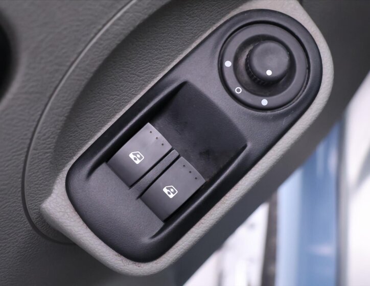 Renault Ostatní Ostatní 3,0 l 100 kw