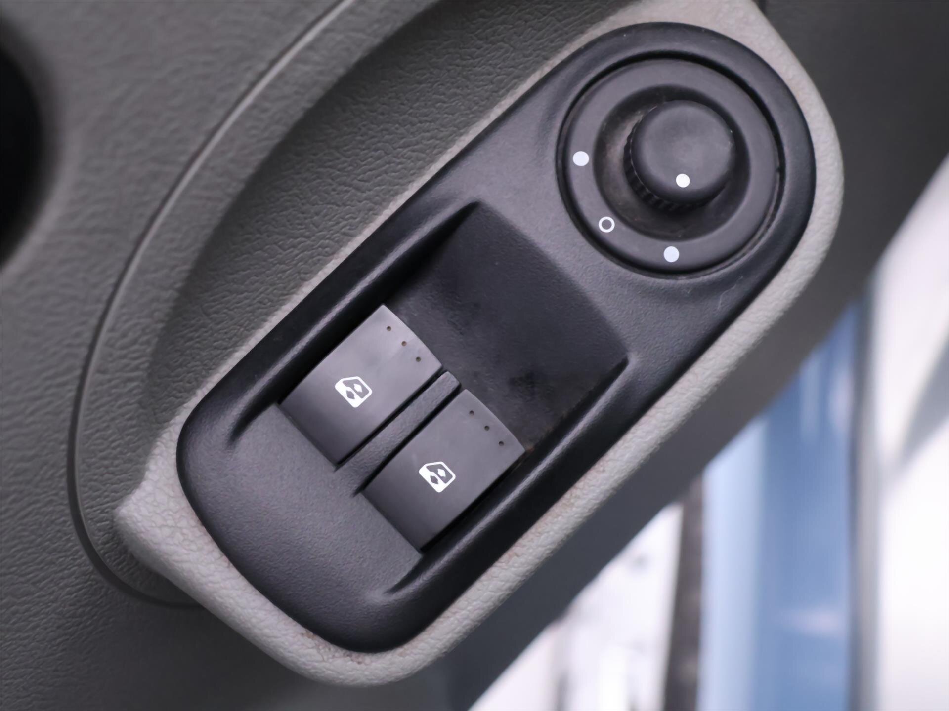 Renault Ostatní Ostatní 3,0 l 100 kw