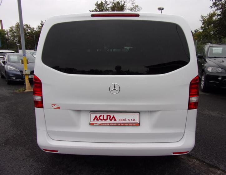 Mercedes-Benz Vito 4