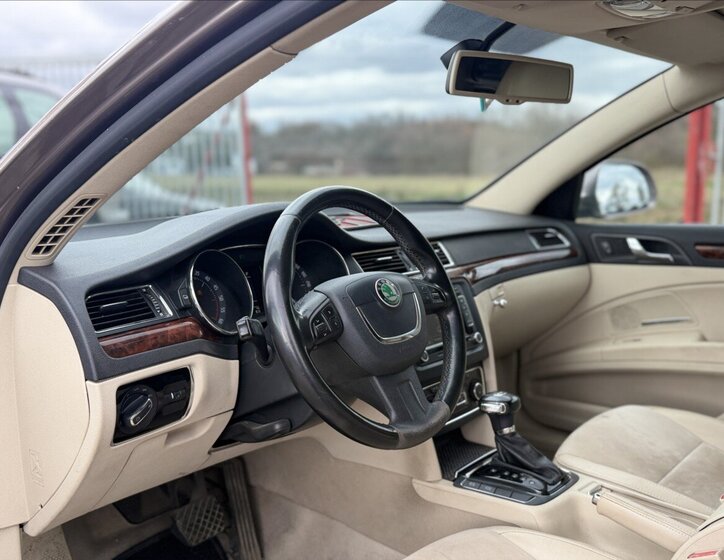 Škoda Superb Kombi 2,0 l 125 kw