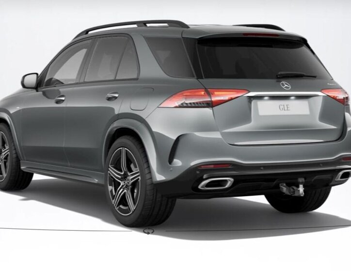 Mercedes-Benz Ostatní 4