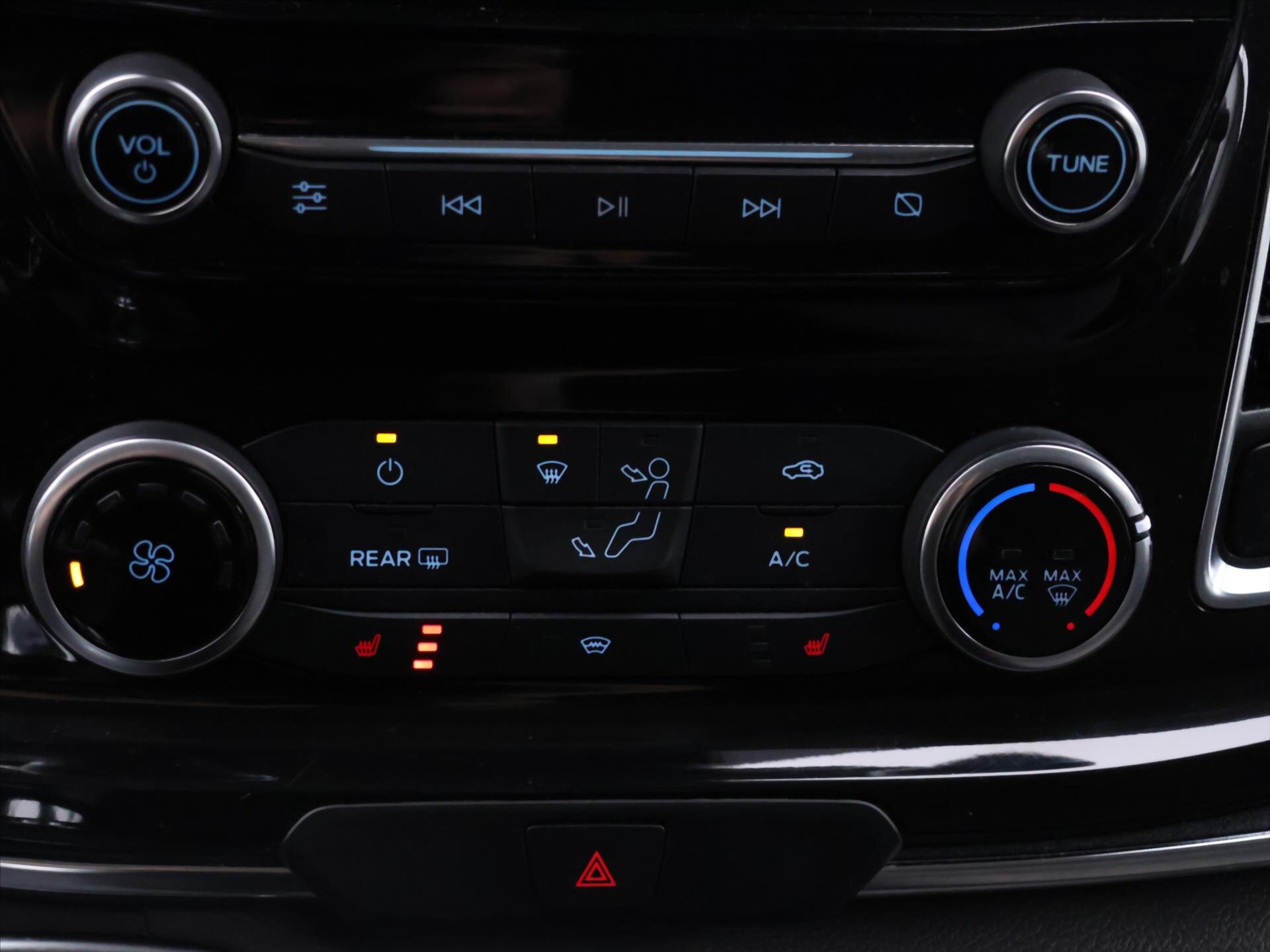 Ford Tourneo Custom Kombi 2,0 l 125 kw