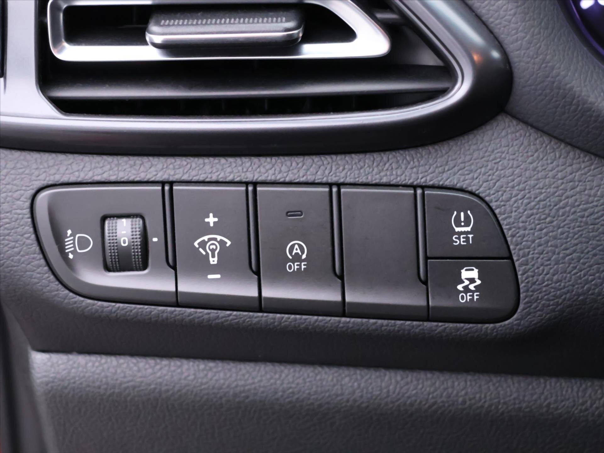 Hyundai i30 Kombi 998,0 88 kw