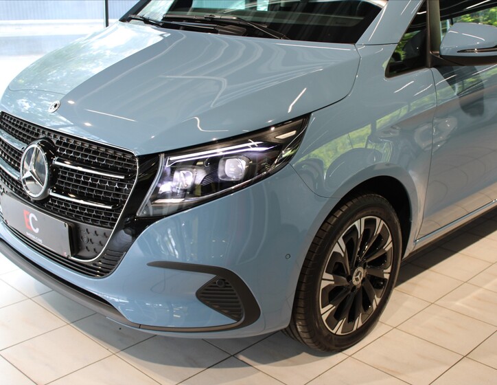 Mercedes-Benz Třídy V 7