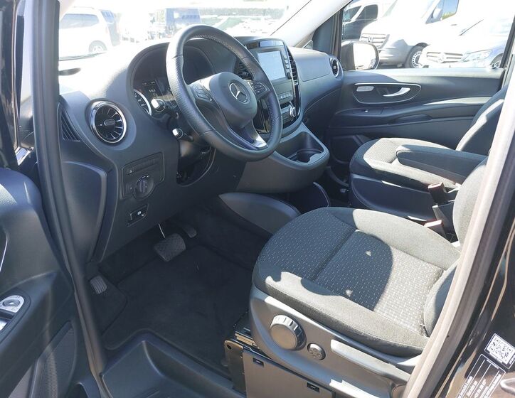 Mercedes-Benz Vito 15