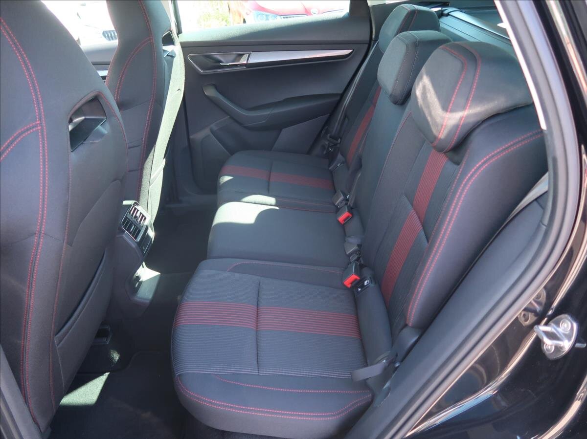 Škoda Karoq SUV / Terénní 1,6 l 85 kw