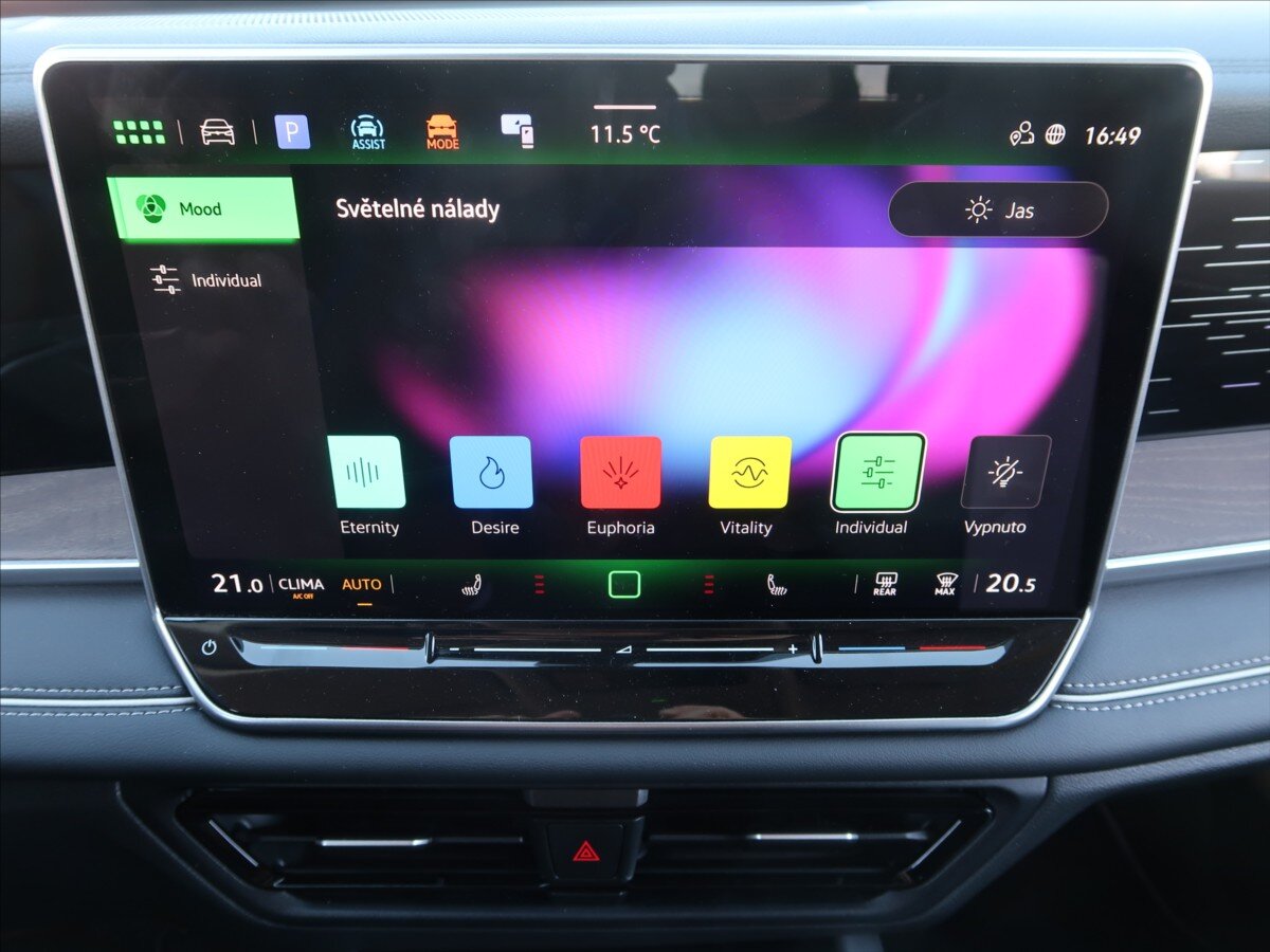 Volkswagen Tayron SUV / Terénní 1,5 l 110 kw