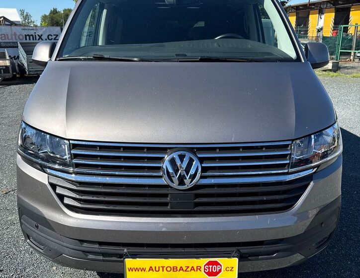 Volkswagen Caravelle 2