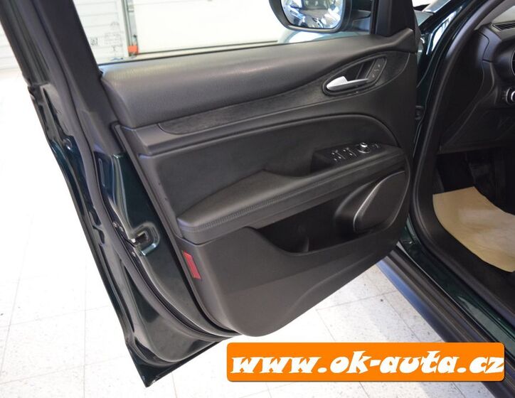 Alfa Romeo Stelvio 26