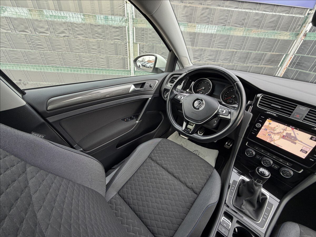 Volkswagen Golf Kombi 999,0 81 kw
