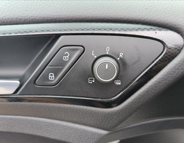 Volkswagen Golf Hatchback 1,4 l 110 kw