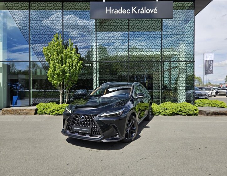 Lexus NX 450h plus SUV / Terénní 2,5 l 227 kw