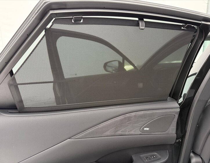 Lexus RX SUV 2,5 l 136 kw