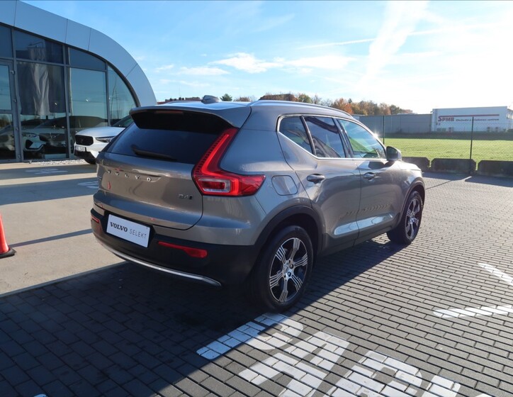 Volvo XC40 5