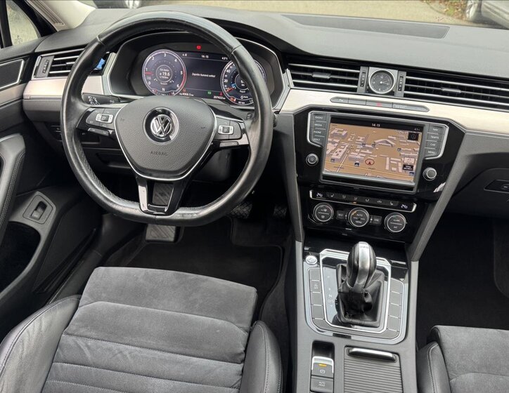 Volkswagen Passat 44