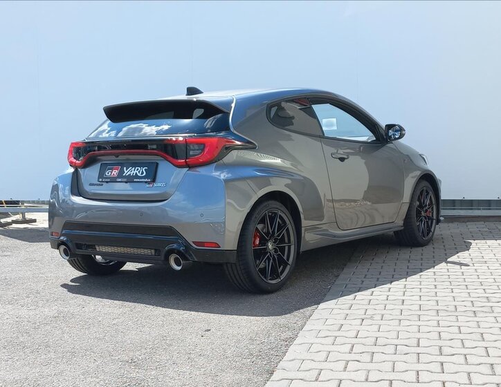 Toyota GR Yaris Hatchback 1,6 l 206 kw