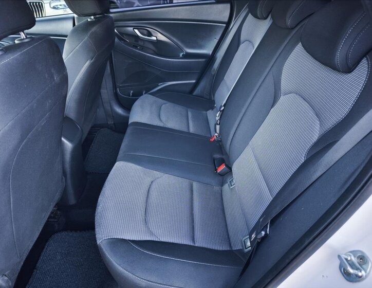 Hyundai i30 Kombi 998,0 88 kw