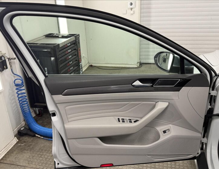 Volkswagen Passat Kombi 2,0 l 140 kw