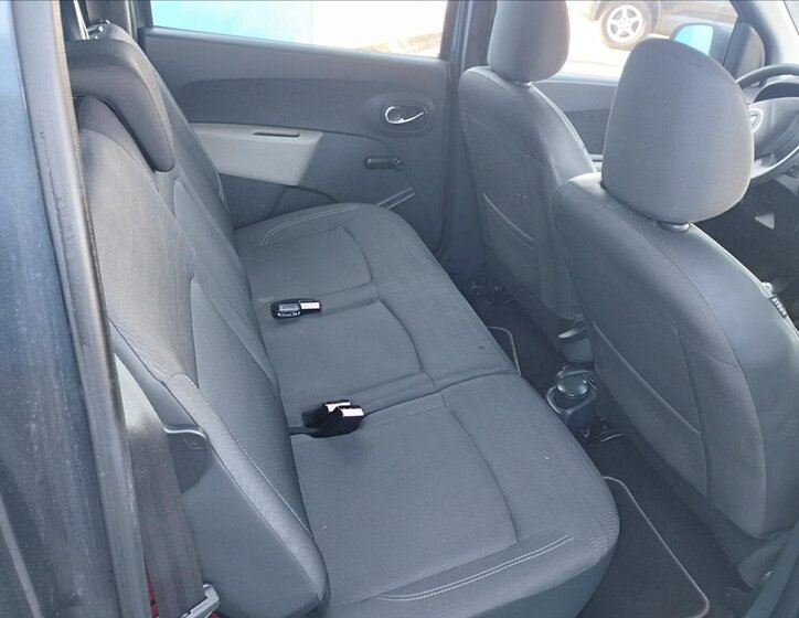 Dacia Lodgy 9