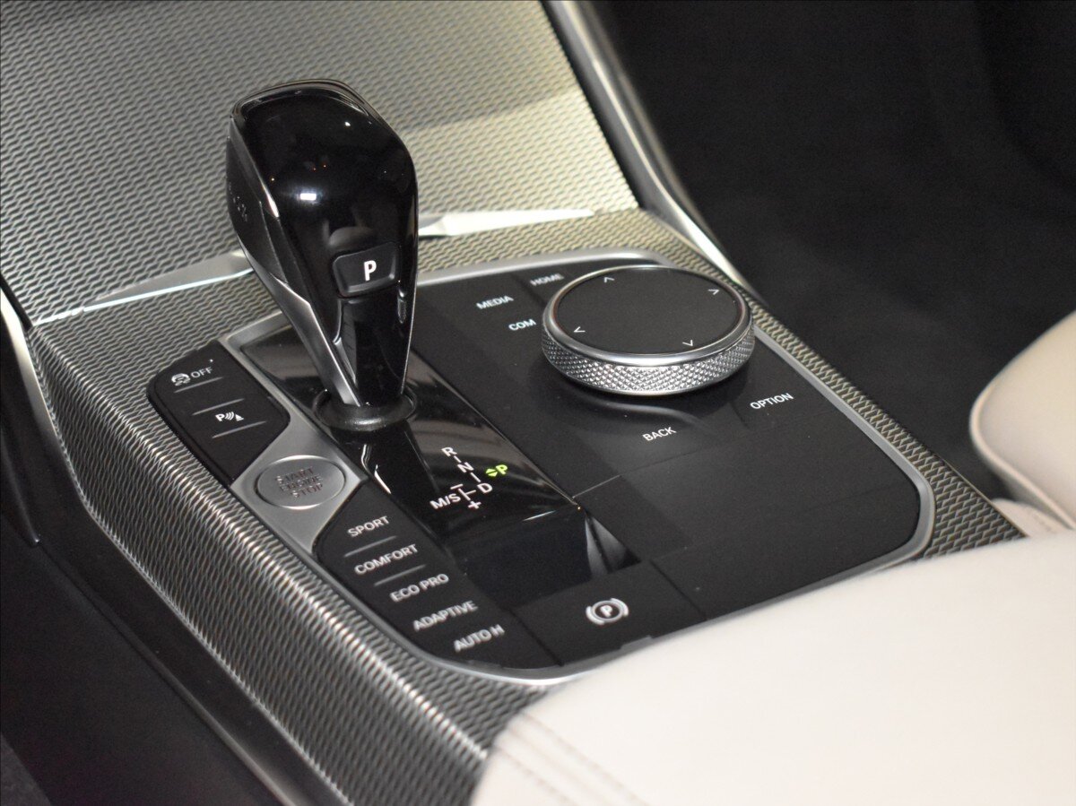 BMW Řada 3 Kombi 3,0 l 210 kw