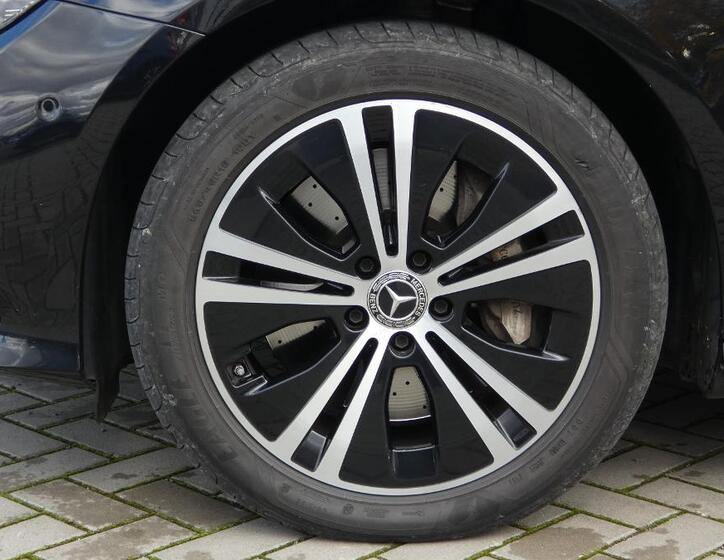 Mercedes-Benz Třídy E 24