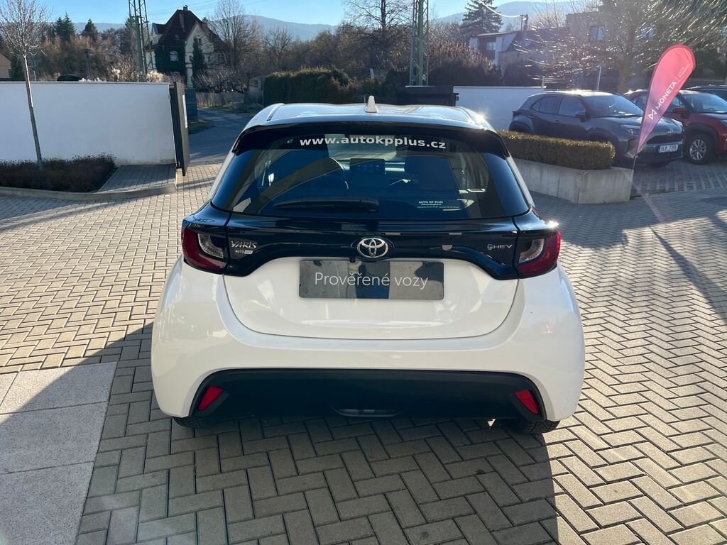 Toyota Yaris Hatchback 1,5 l 68 kw