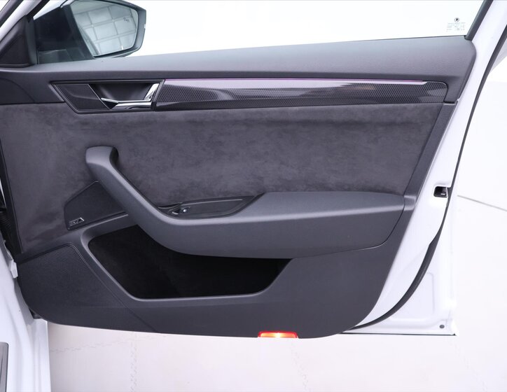 Škoda Superb Kombi 2,0 l 140 kw