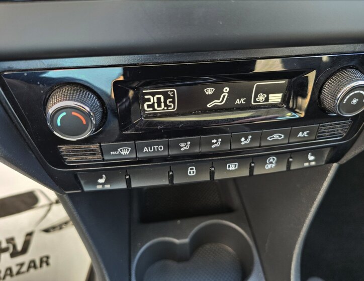 Škoda Rapid Hatchback 999,0 81 kw