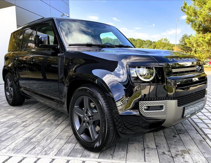 Land Rover Defender 9