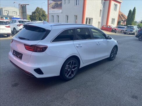 KIA Ceed Kombi 1,5 l 103 kw