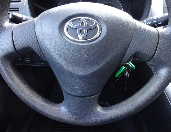 Toyota Auris Hatchback 1,3 l 74 kw