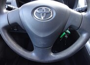 Toyota Auris Hatchback 1,3 l 74 kw