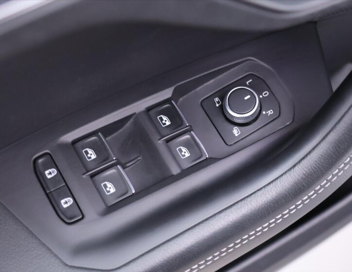 Volkswagen Touareg SUV 3,0 l 170 kw