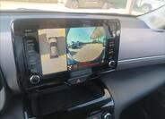 Toyota Yaris Cross 16