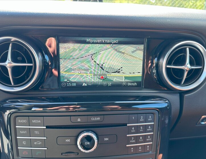 Mercedes-Benz SLC Kabriolet 3,0 l 270 kw