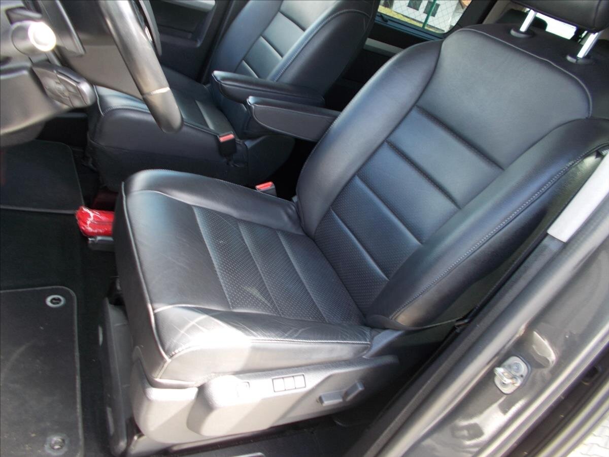 Peugeot Traveller MPV 2,0 l 130 kw