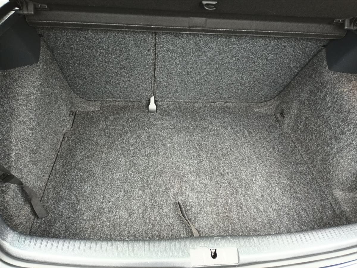 Volkswagen Golf Hatchback 1,2 l 77 kw