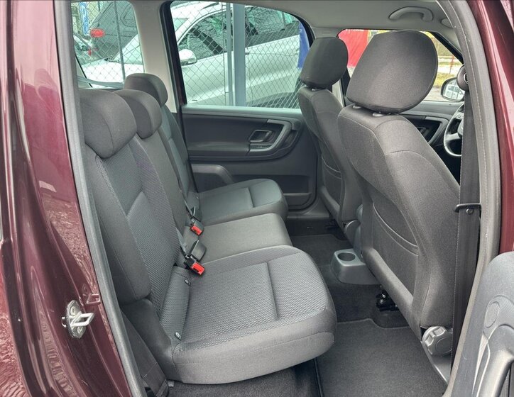Škoda Roomster Kombi 1,2 l 77 kw