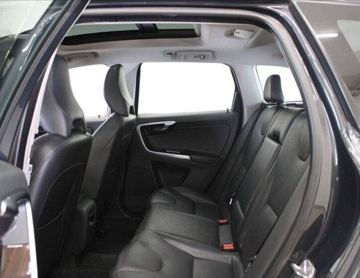 Volvo XC60 SUV / Terénní 2,4 l 162 kw