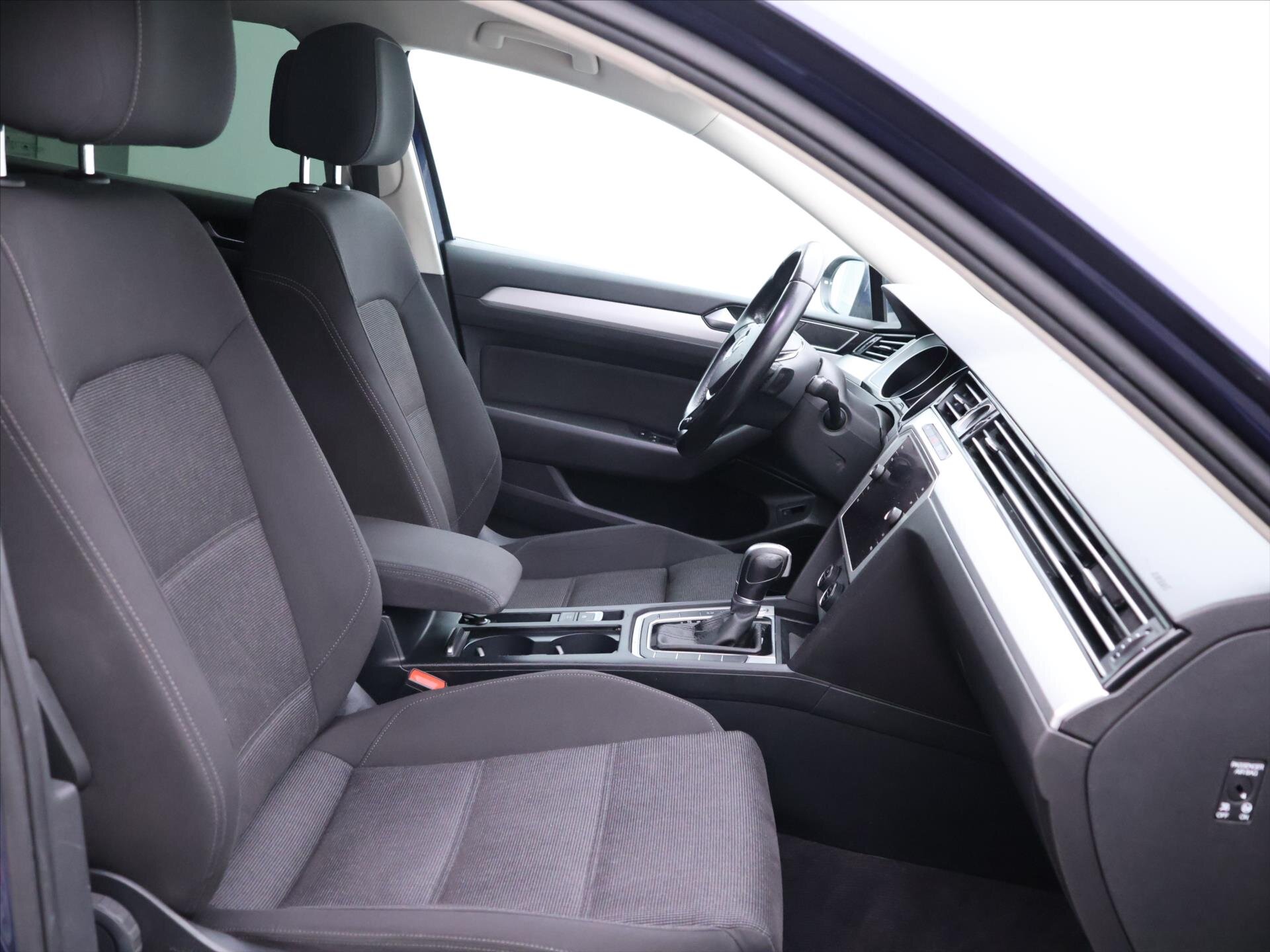 Volkswagen Passat Kombi 2,0 l 110 kw