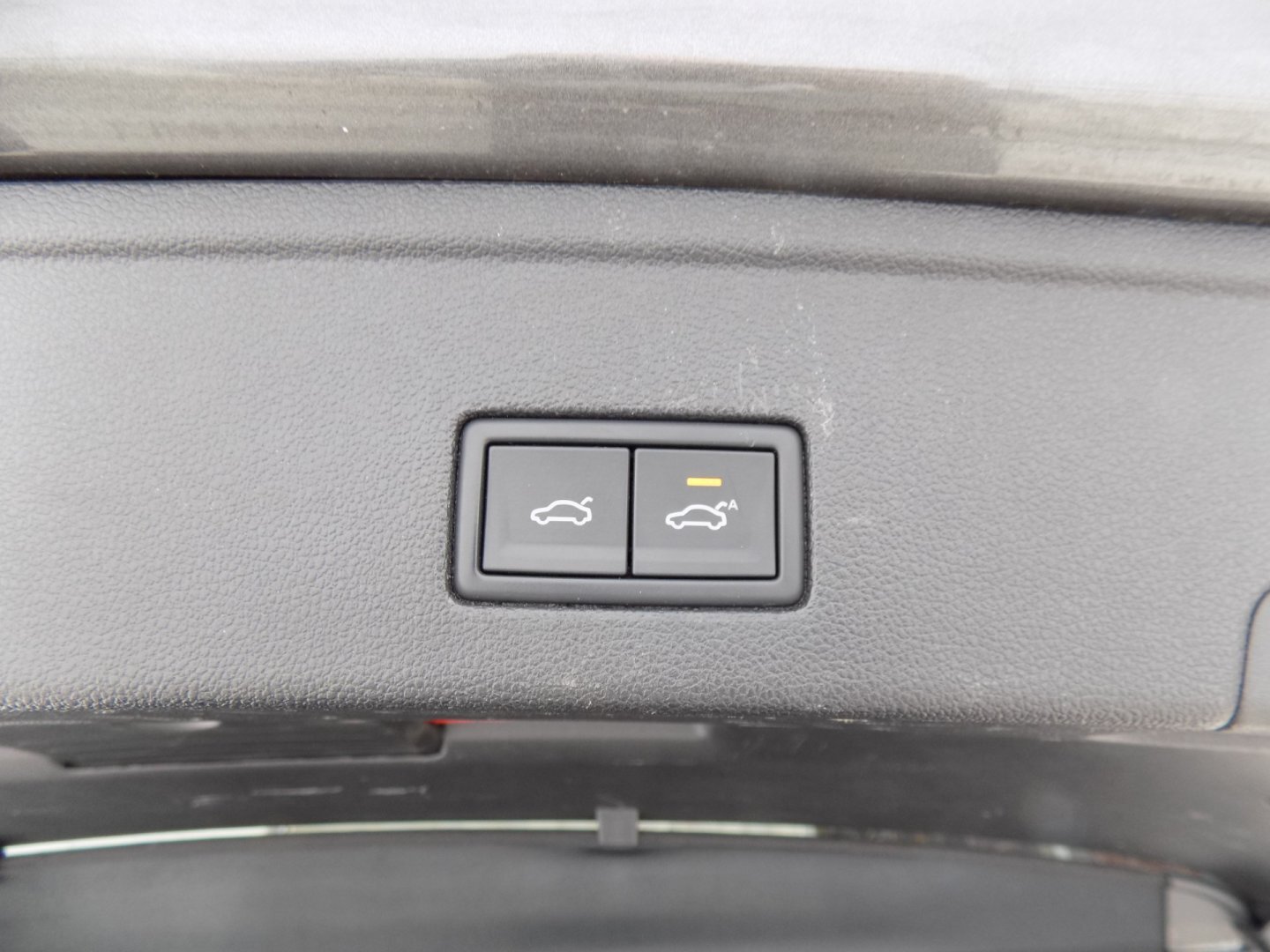 Volkswagen Touareg SUV / Terénní 3,0 l 210 kw